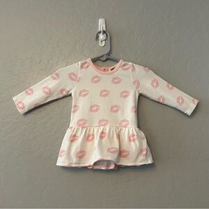 ⭐️Monica + Andy white and pink lip kiss print long sleeve skirted bodysuit 3-6